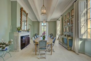 bastide 12 Pièces en location saisonnière sur CABRIES (13480)