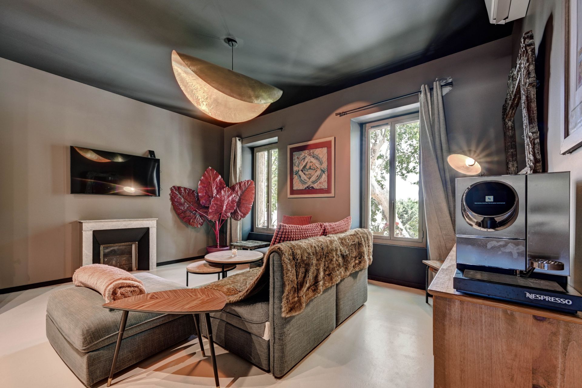 house 5 Rooms for sale on AIX EN PROVENCE (13100)