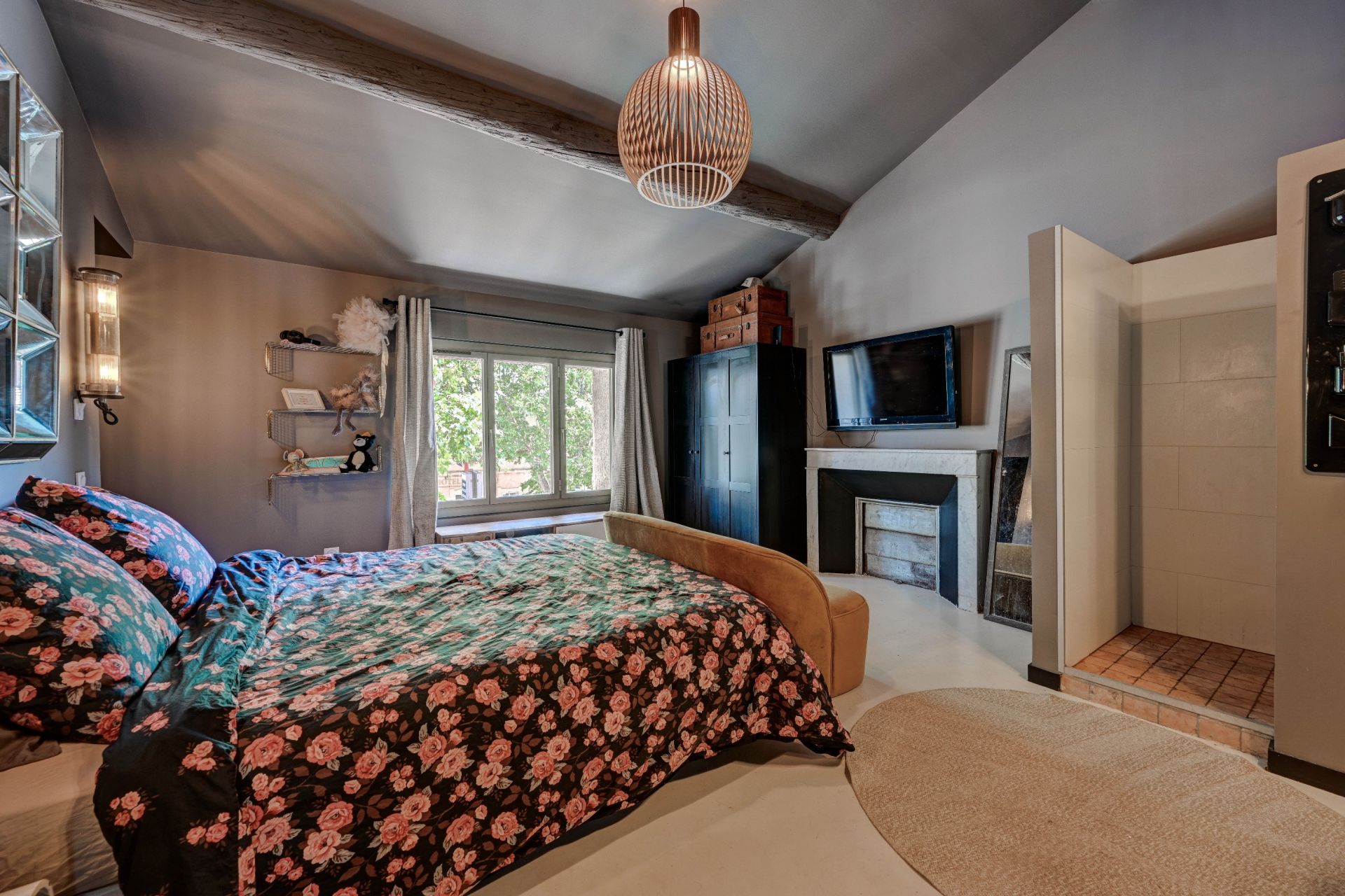 house 5 Rooms for sale on AIX EN PROVENCE (13100)