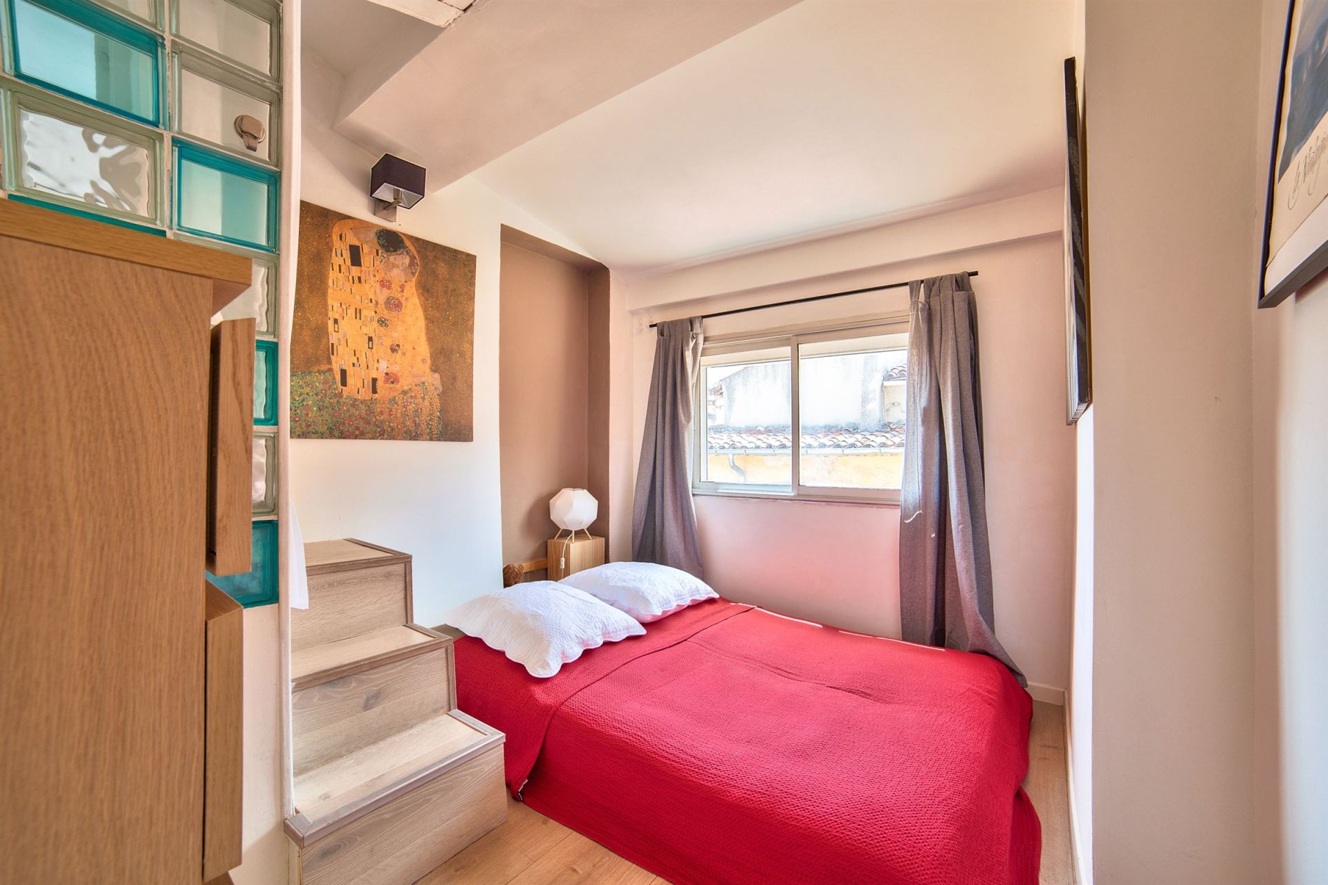 apartment 3 Rooms for sale on AIX EN PROVENCE (13100)