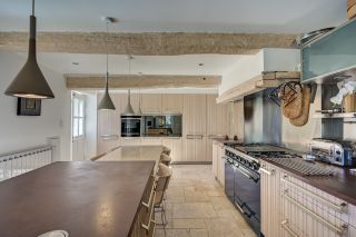 house 15 Rooms for sale on FORCALQUIER (04300)