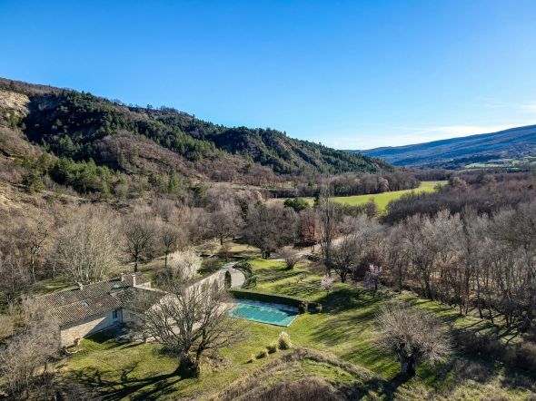Sale House Forcalquier 15 Rooms 600 m²
