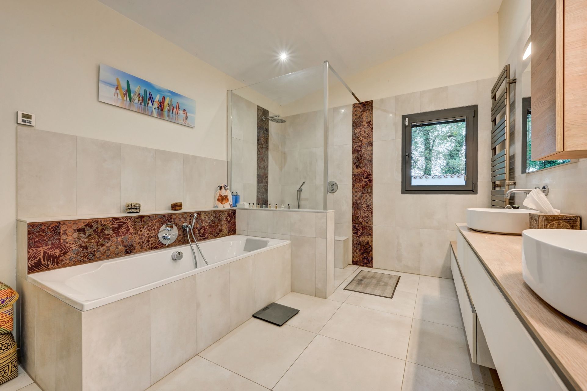 house 10 Rooms for sale on AIX EN PROVENCE (13100)