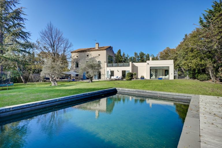 maison 6 Pièces en vente sur AIX EN PROVENCE (13100)