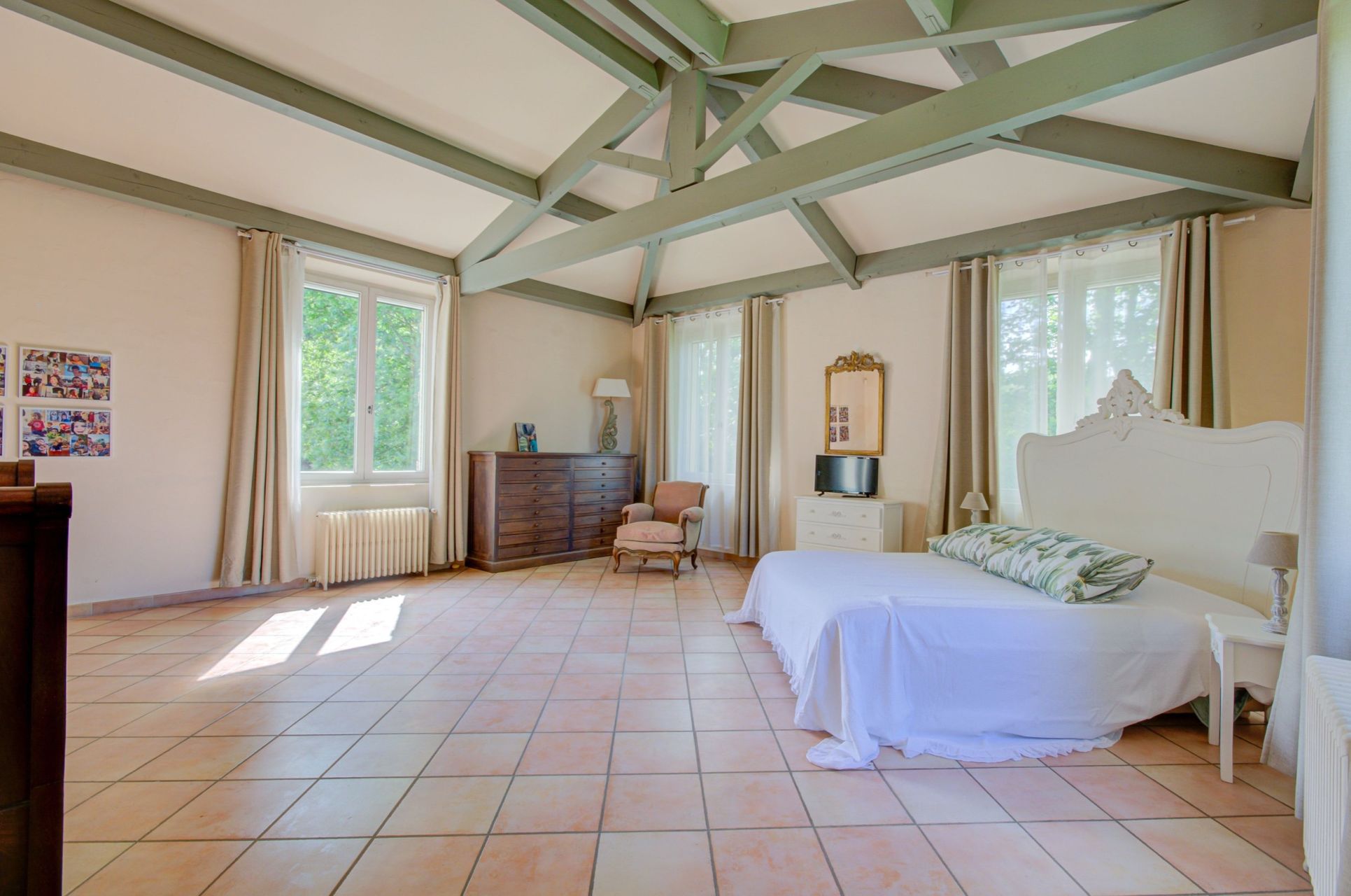 maison 12 Pièces en vente sur AIX EN PROVENCE (13100)