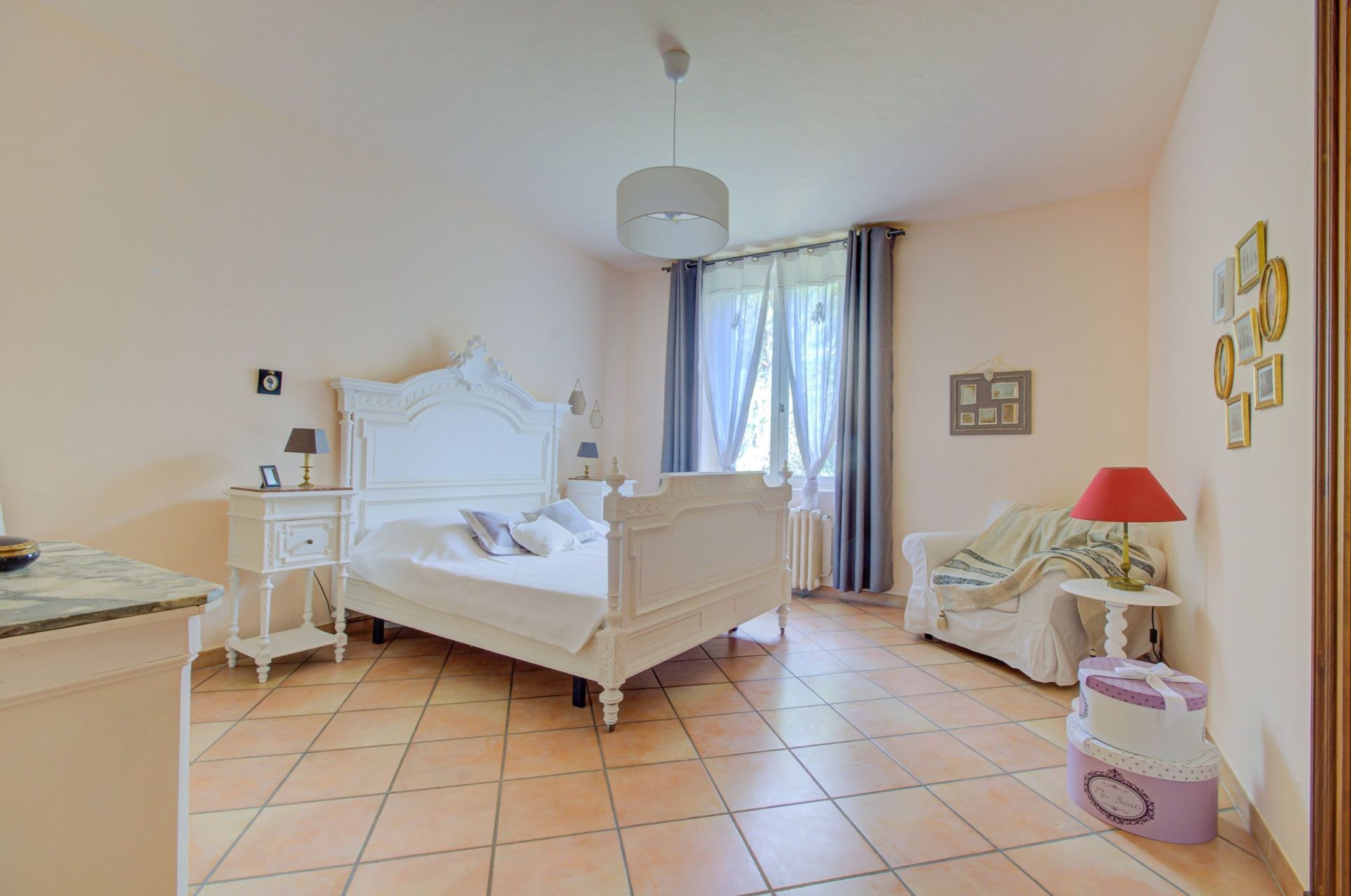maison 12 Pièces en vente sur AIX EN PROVENCE (13100)