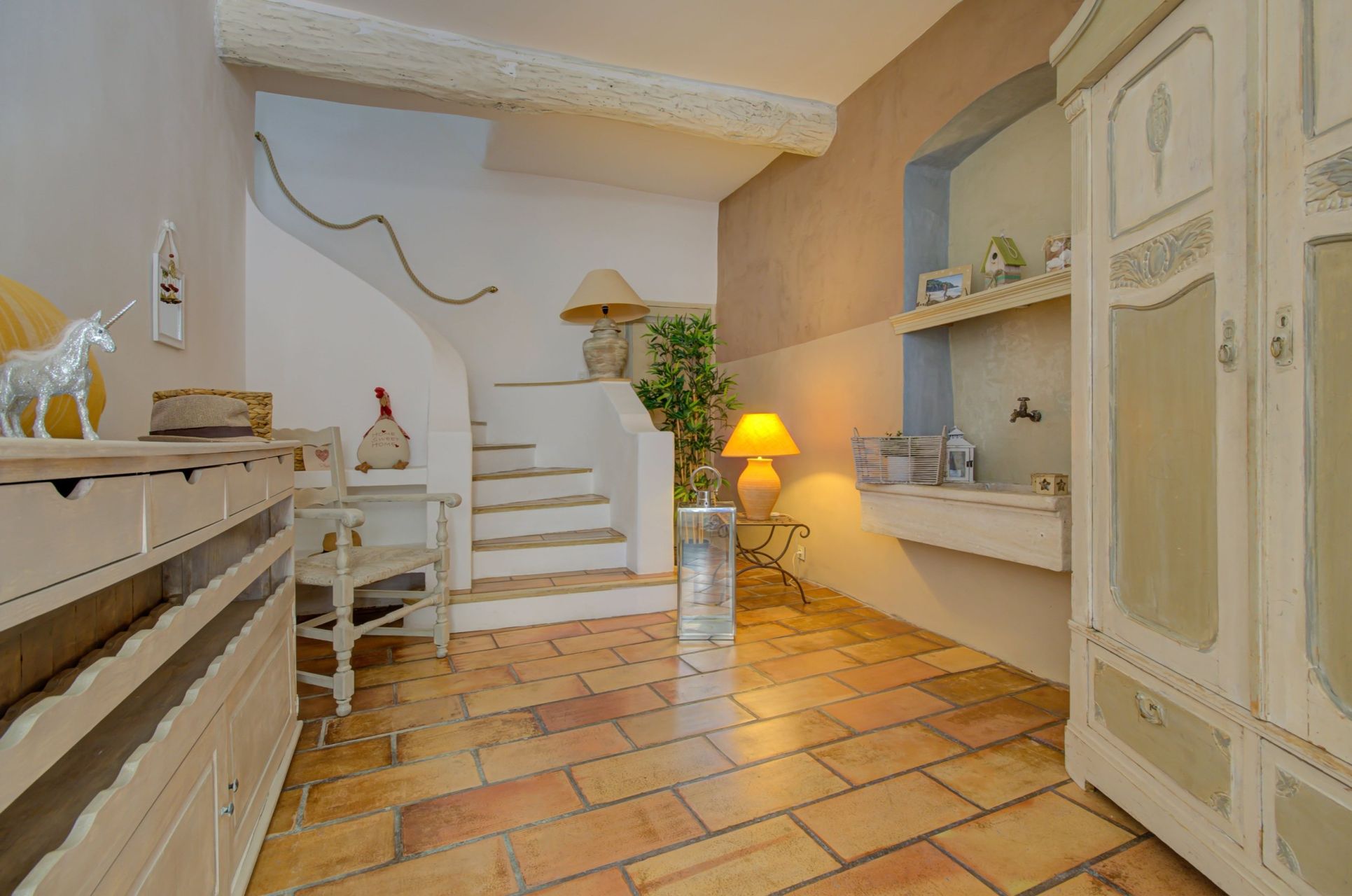 house 6 Rooms for sale on AIX EN PROVENCE (13100)