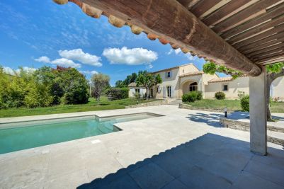 Vente Maison Éguilles 7 Pièces 190 m²