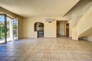 maison 7 Pièces en vente sur EGUILLES (13510)