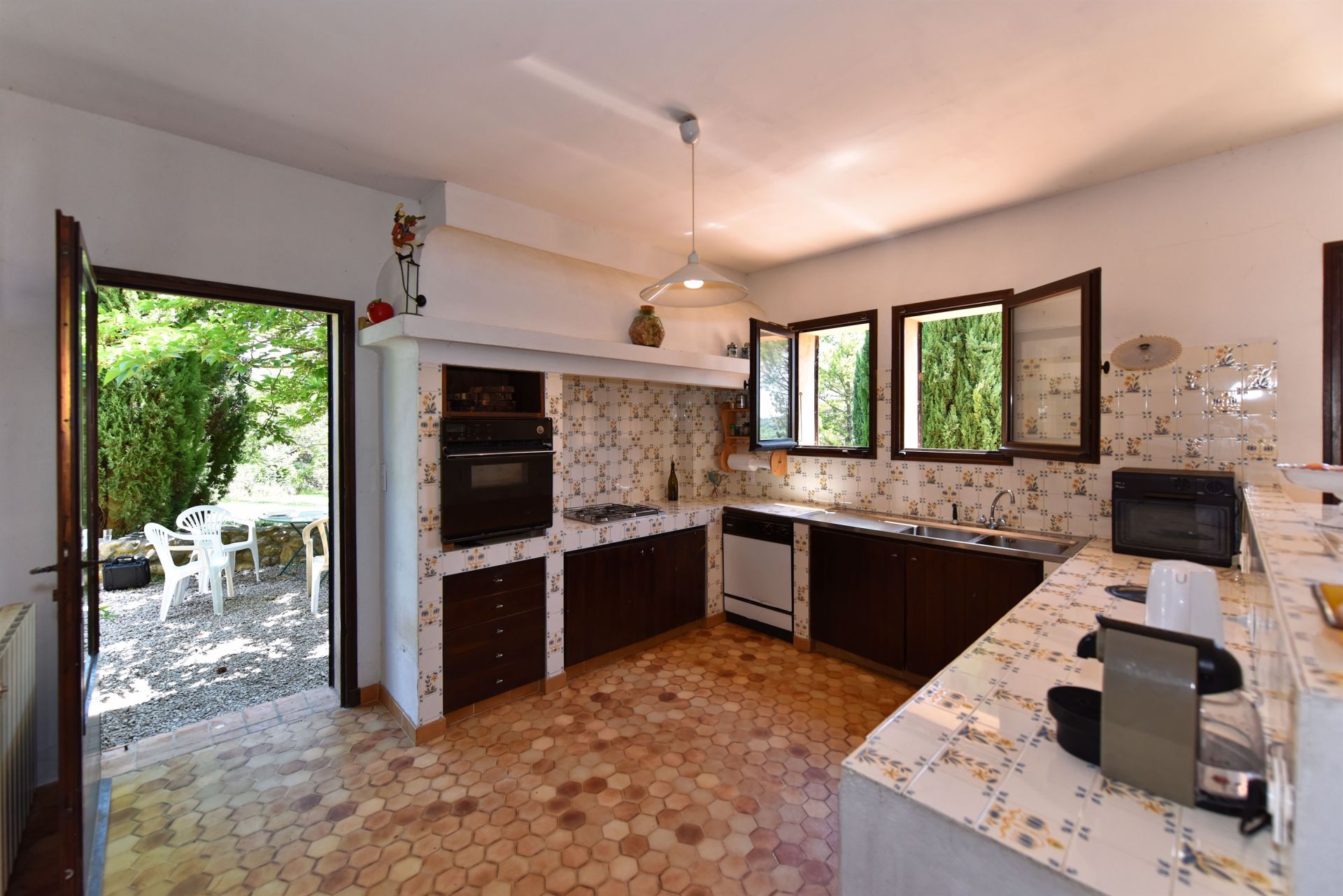 house 18 Rooms for sale on ORAISON (04700)