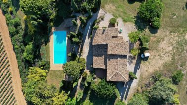 house 18 Rooms for sale on ORAISON (04700)