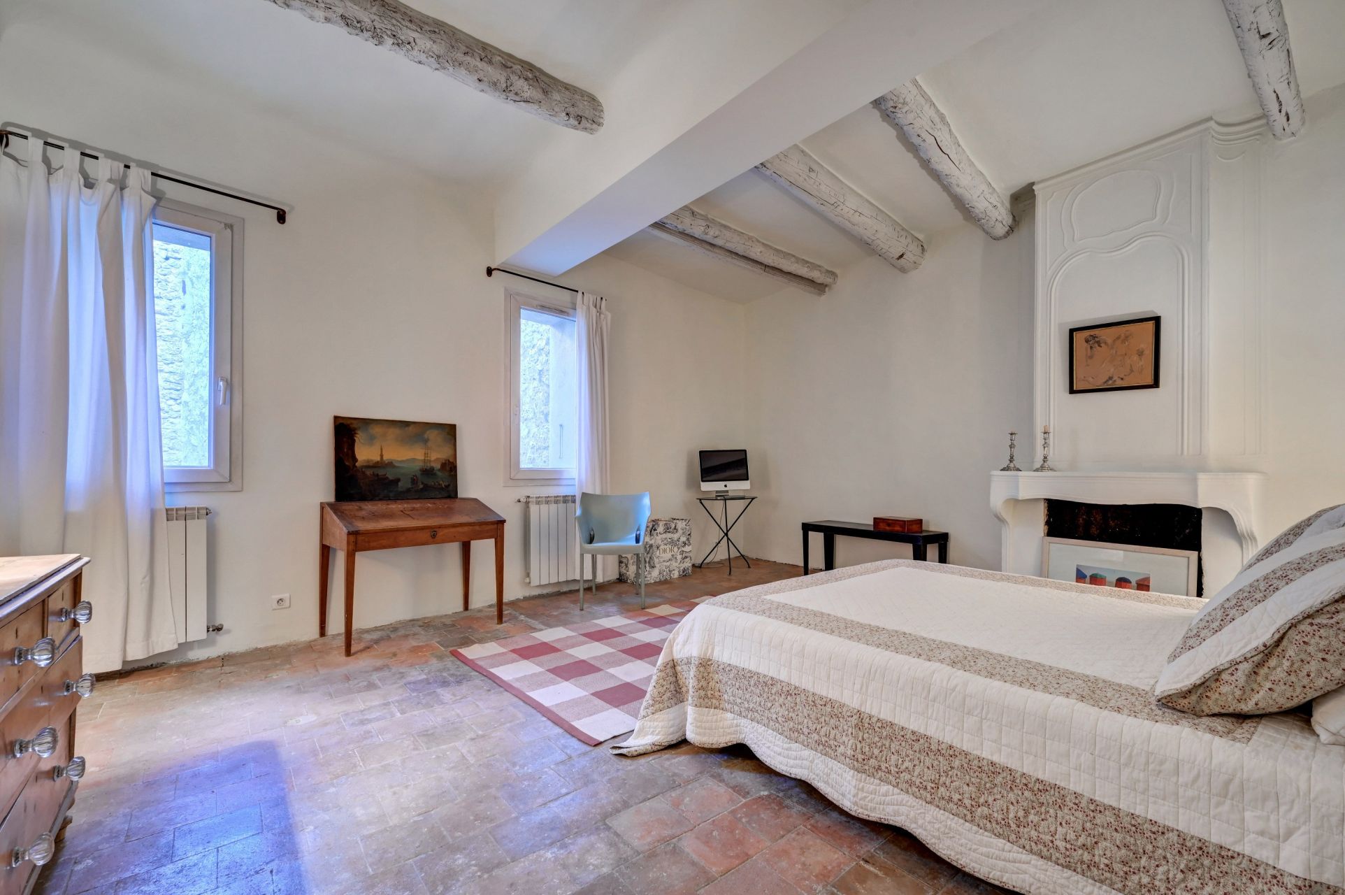house 10 Rooms for sale on AIX EN PROVENCE (13100)