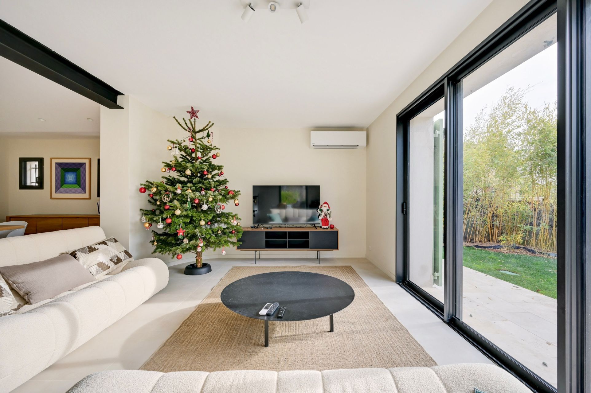 house 5 Rooms for sale on AIX EN PROVENCE (13100)