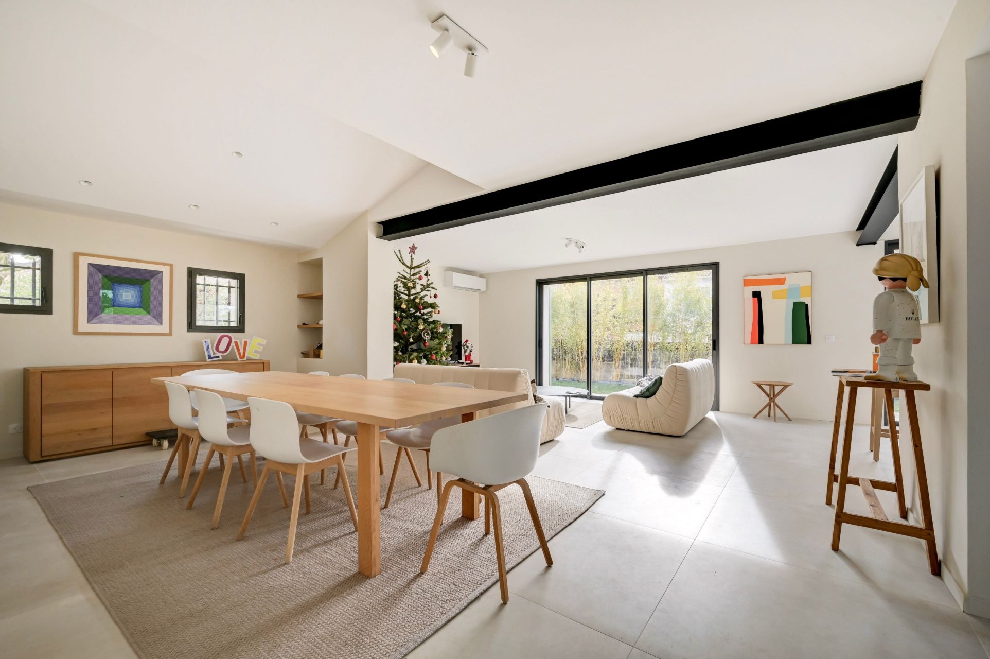 house 5 Rooms for sale on AIX EN PROVENCE (13100)