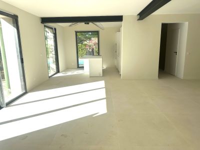 Sale House Éguilles 5 Rooms 130 m²