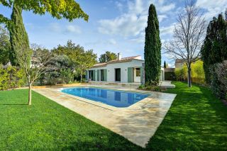 house 5 Rooms for sale on AIX EN PROVENCE (13100)