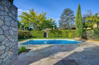 house 5 Rooms for sale on AIX EN PROVENCE (13100)