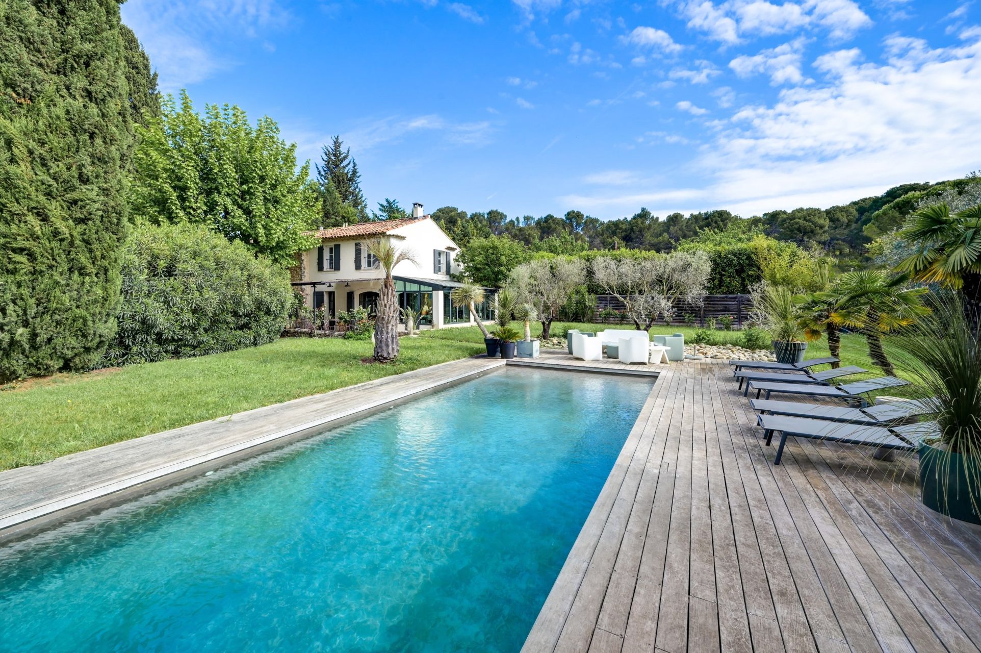 maison 6 Pièces en vente sur VENTABREN (13122)