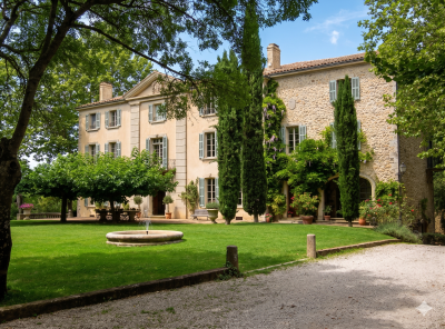 Sale House Brignoles 20&nbsp;Rooms 1500&nbsp;m²