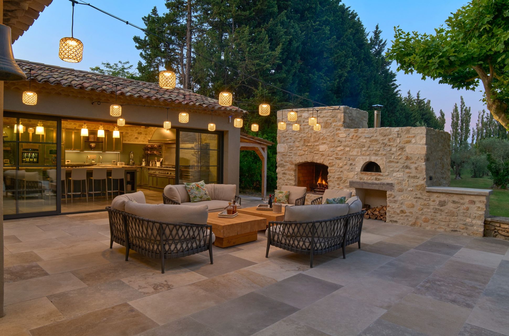 mas 15 Rooms for seasonal rent on ST REMY DE PROVENCE (13210)