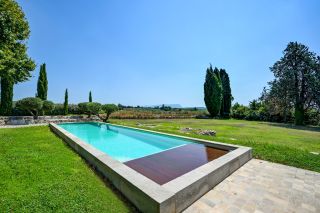 house 23 Rooms for sale on AIX EN PROVENCE (13100)