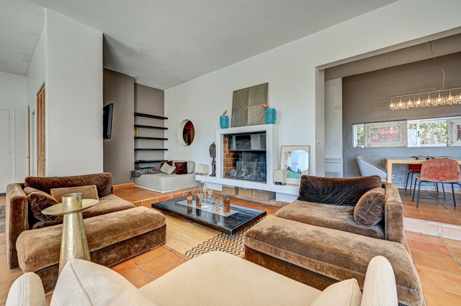 house 6 Rooms for sale on AIX EN PROVENCE (13100)