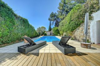 house 6 Rooms for sale on AIX EN PROVENCE (13100)