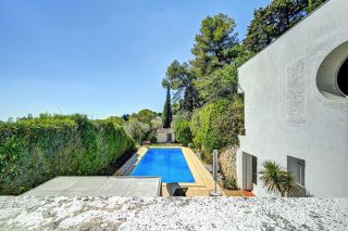 house 6 Rooms for sale on AIX EN PROVENCE (13100)