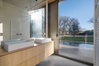 house 6 Rooms for sale on AIX EN PROVENCE (13100)