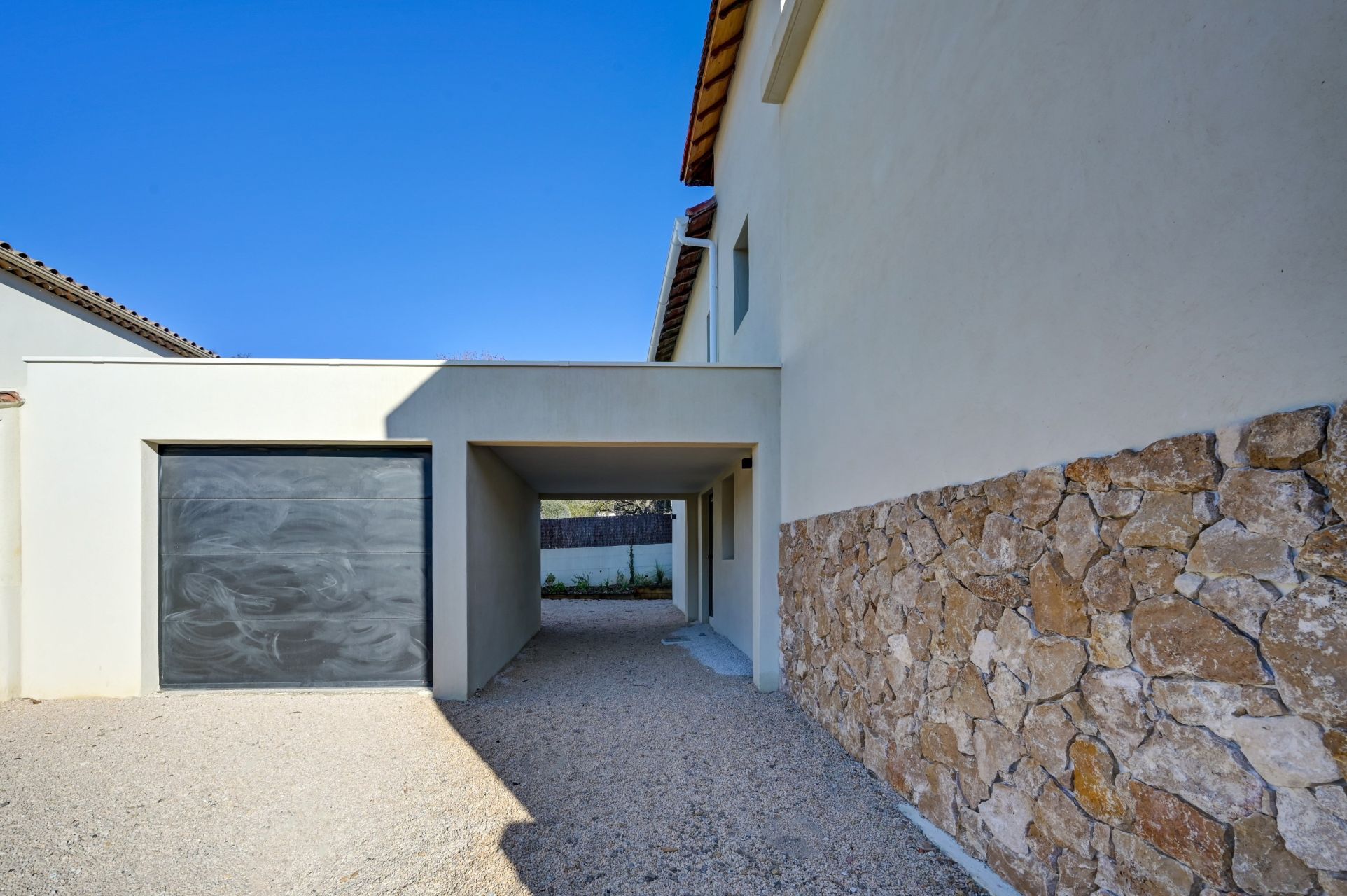 house 4 Rooms for sale on AIX EN PROVENCE (13100)