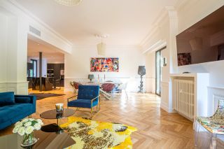 apartment 4 Rooms for sale on AIX EN PROVENCE (13100)