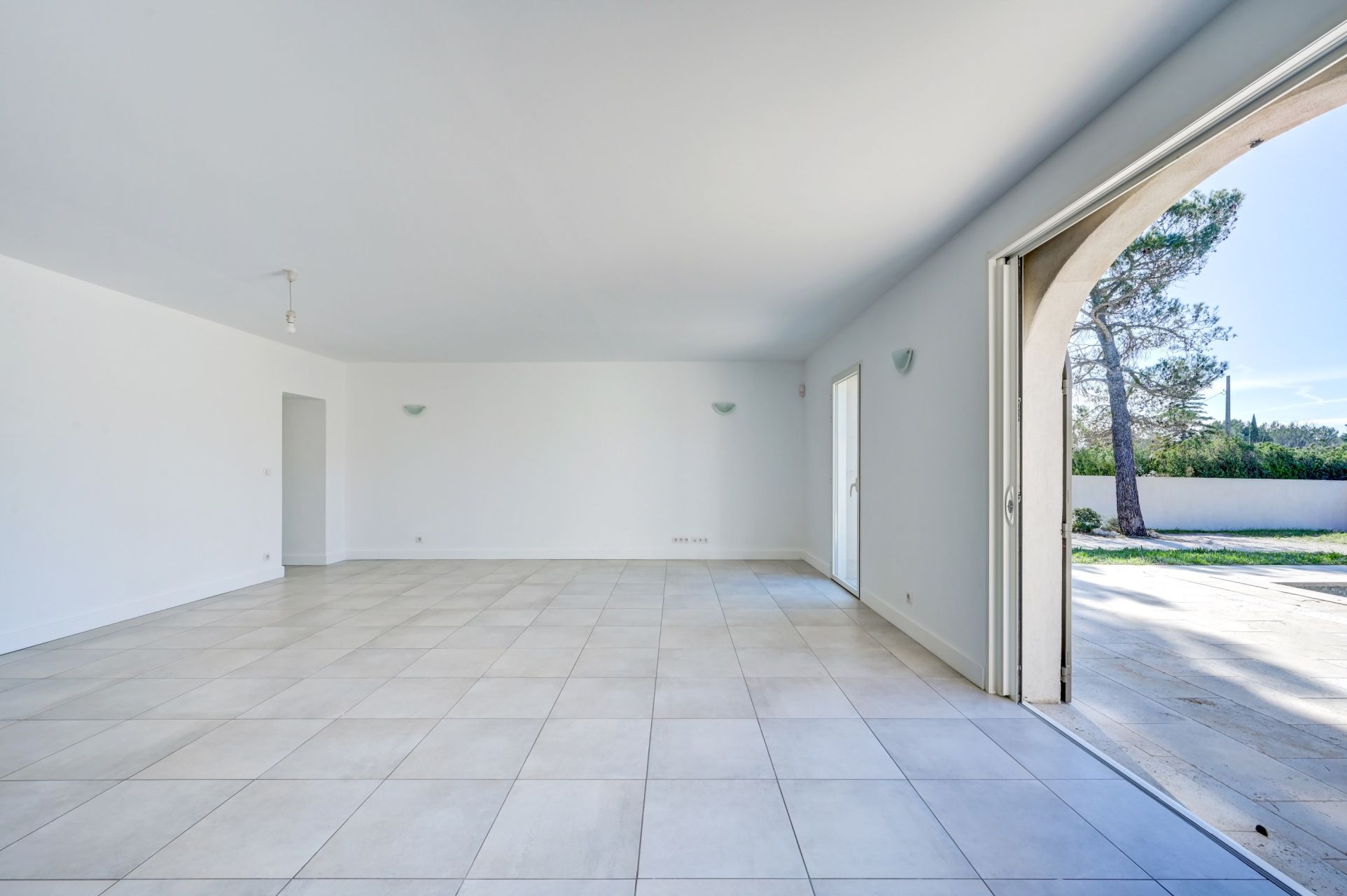 maison 5 Pièces en vente sur VENTABREN (13122)