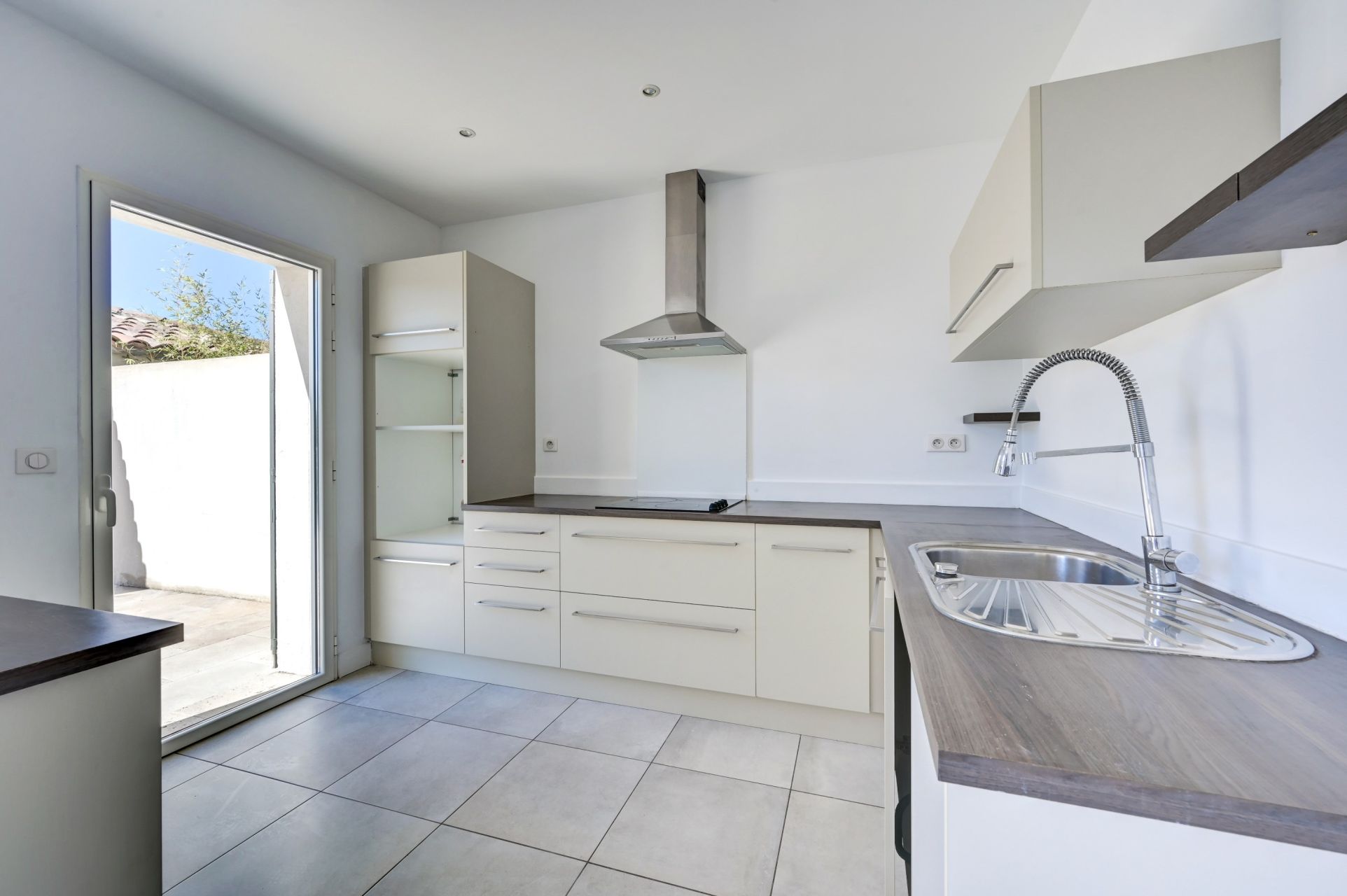 maison 5 Pièces en vente sur VENTABREN (13122)