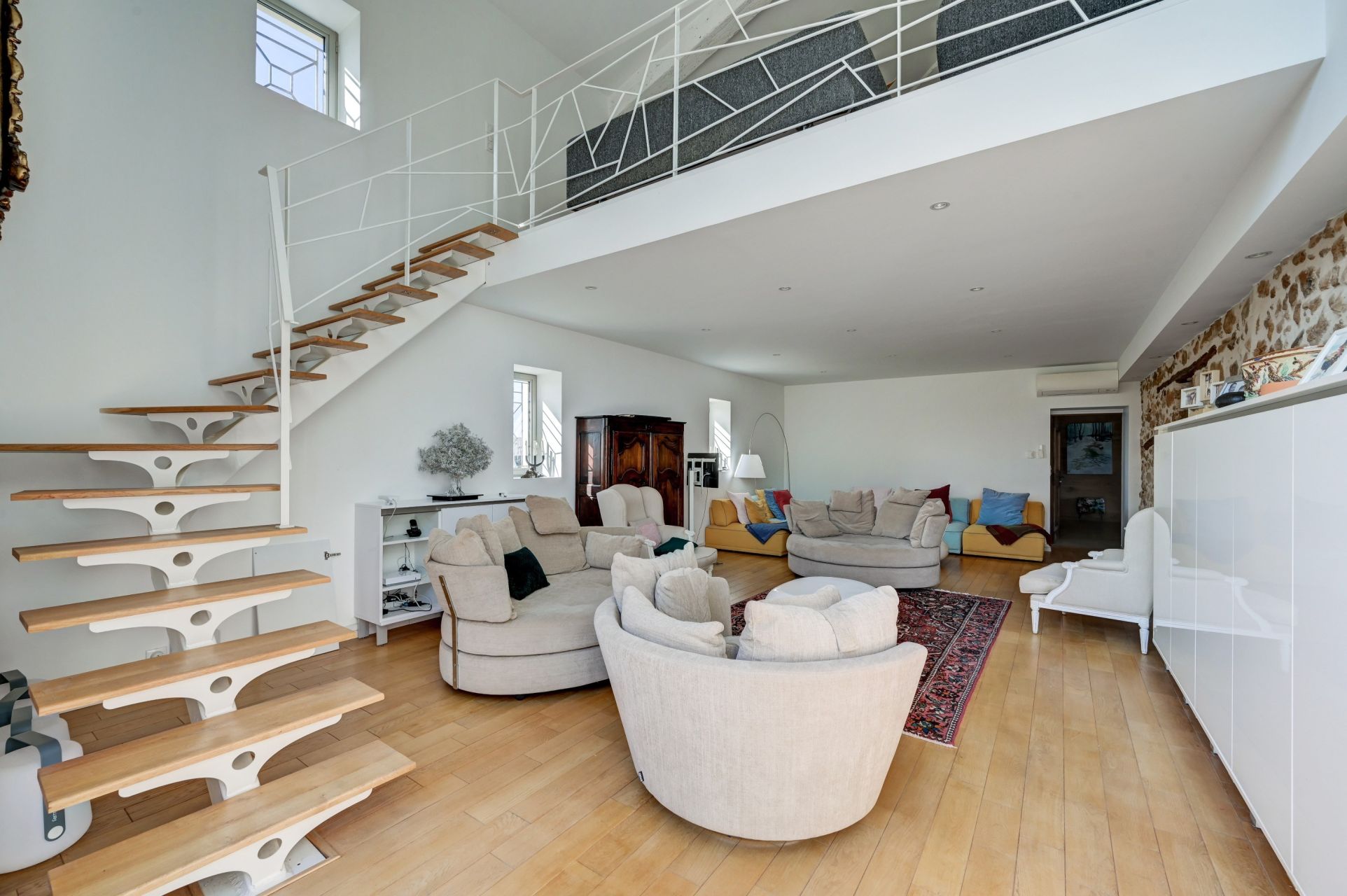 maison 20 Pièces en vente sur AIX EN PROVENCE (13100)