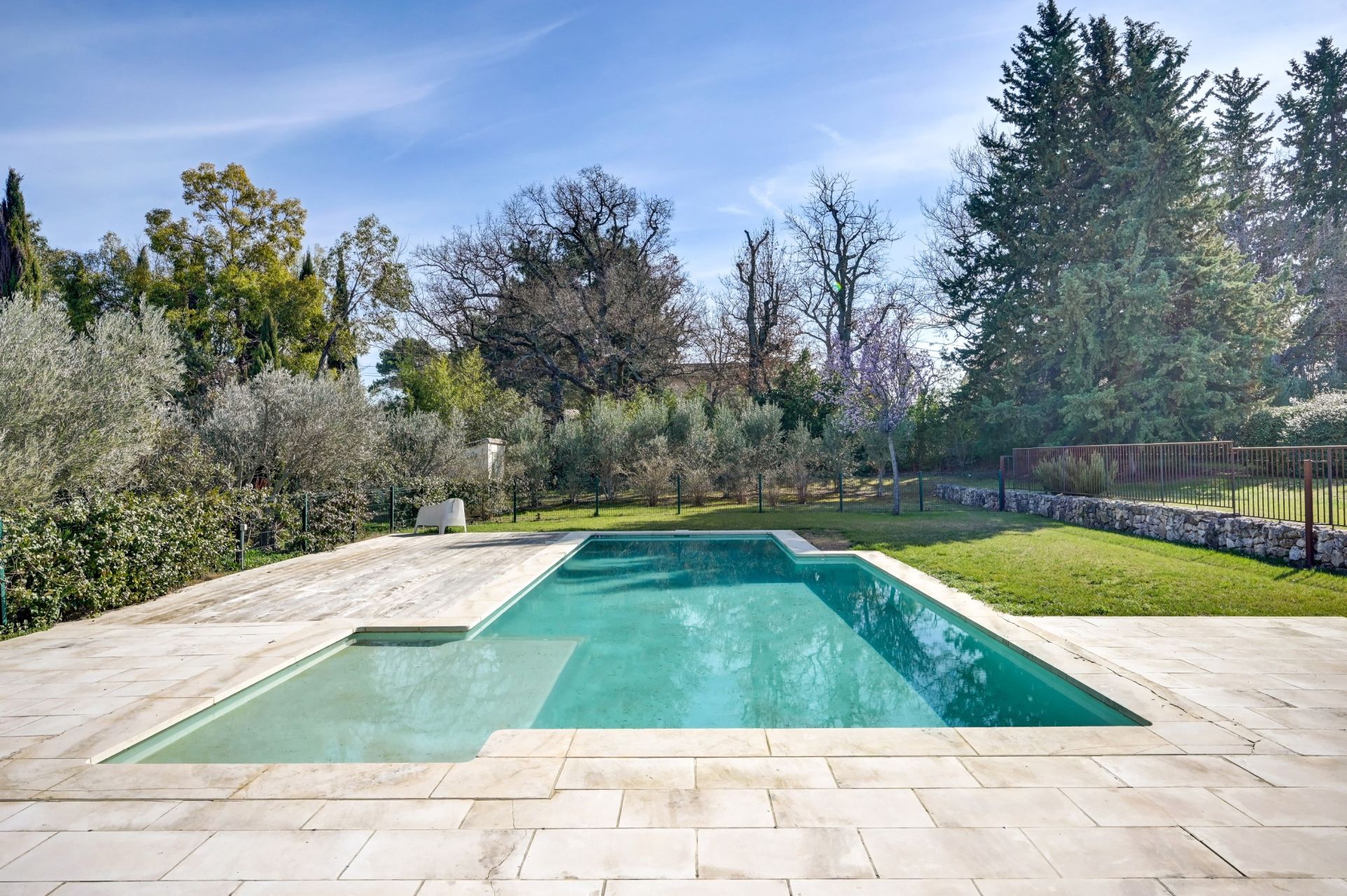 maison 20 Pièces en vente sur AIX EN PROVENCE (13100)