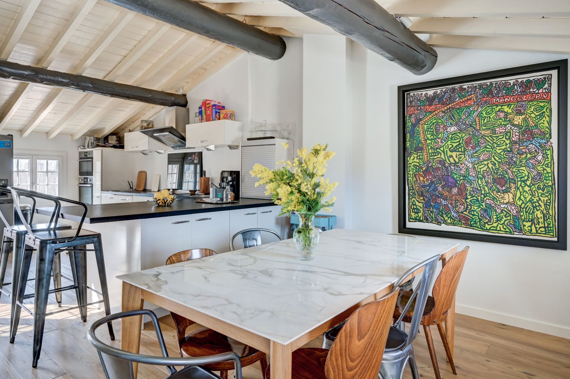apartment 5 Rooms for sale on AIX EN PROVENCE (13100)