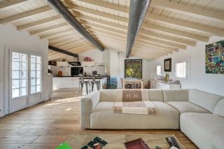 apartment 5 Rooms for sale on AIX EN PROVENCE (13100)