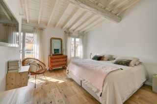 apartment 5 Rooms for sale on AIX EN PROVENCE (13100)