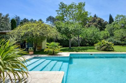 Vente Maison Aix-en-Provence 6 Pièces 220 m²