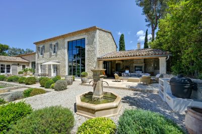 Rental Mas Saint-Rémy-de-Provence 8 Rooms 360 m²