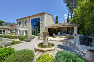 mas 8 Pièces en location saisonnière sur ST REMY DE PROVENCE (13210)