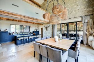 mas 8 Pièces en location saisonnière sur ST REMY DE PROVENCE (13210)