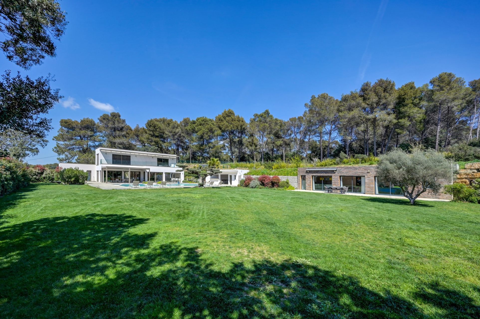 maison 6 Pièces en vente sur AIX EN PROVENCE (13100)