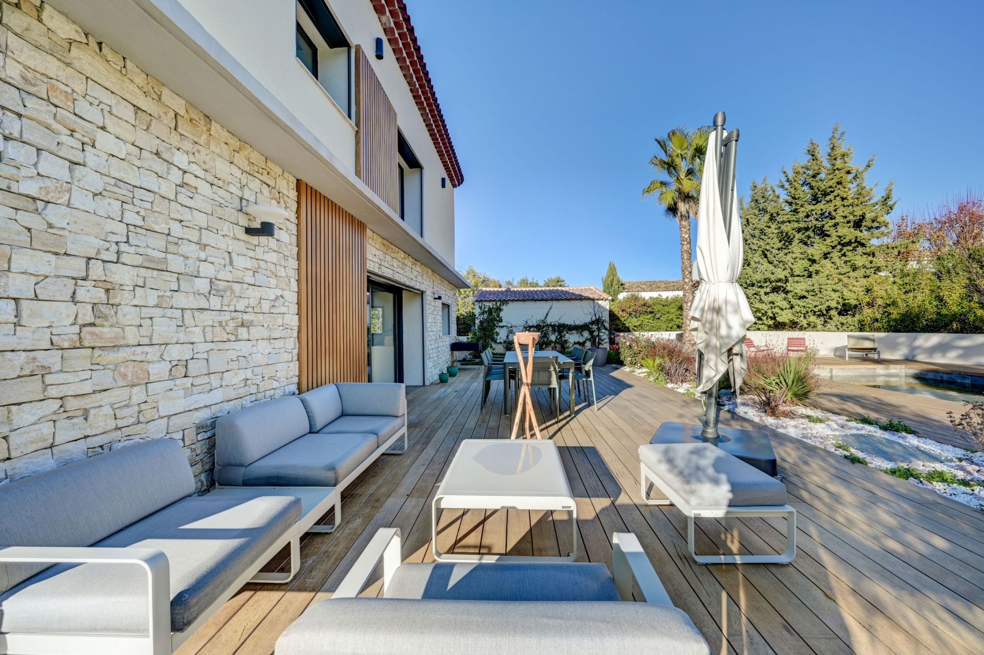 maison 6 Pièces en vente sur AIX EN PROVENCE (13100)