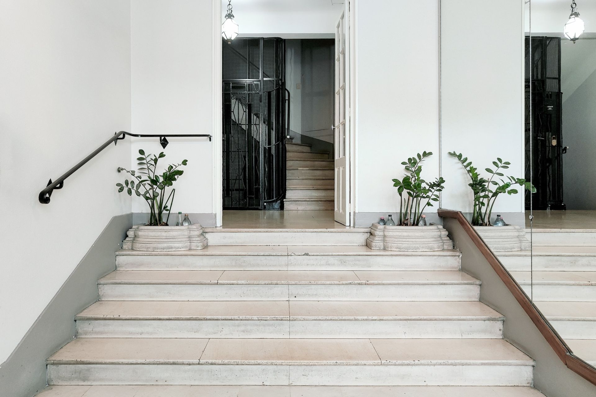 apartment 3 Rooms for sale on AIX EN PROVENCE (13100)