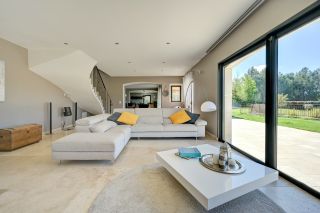 villa 6 Pièces en vente sur AIX EN PROVENCE (13100)