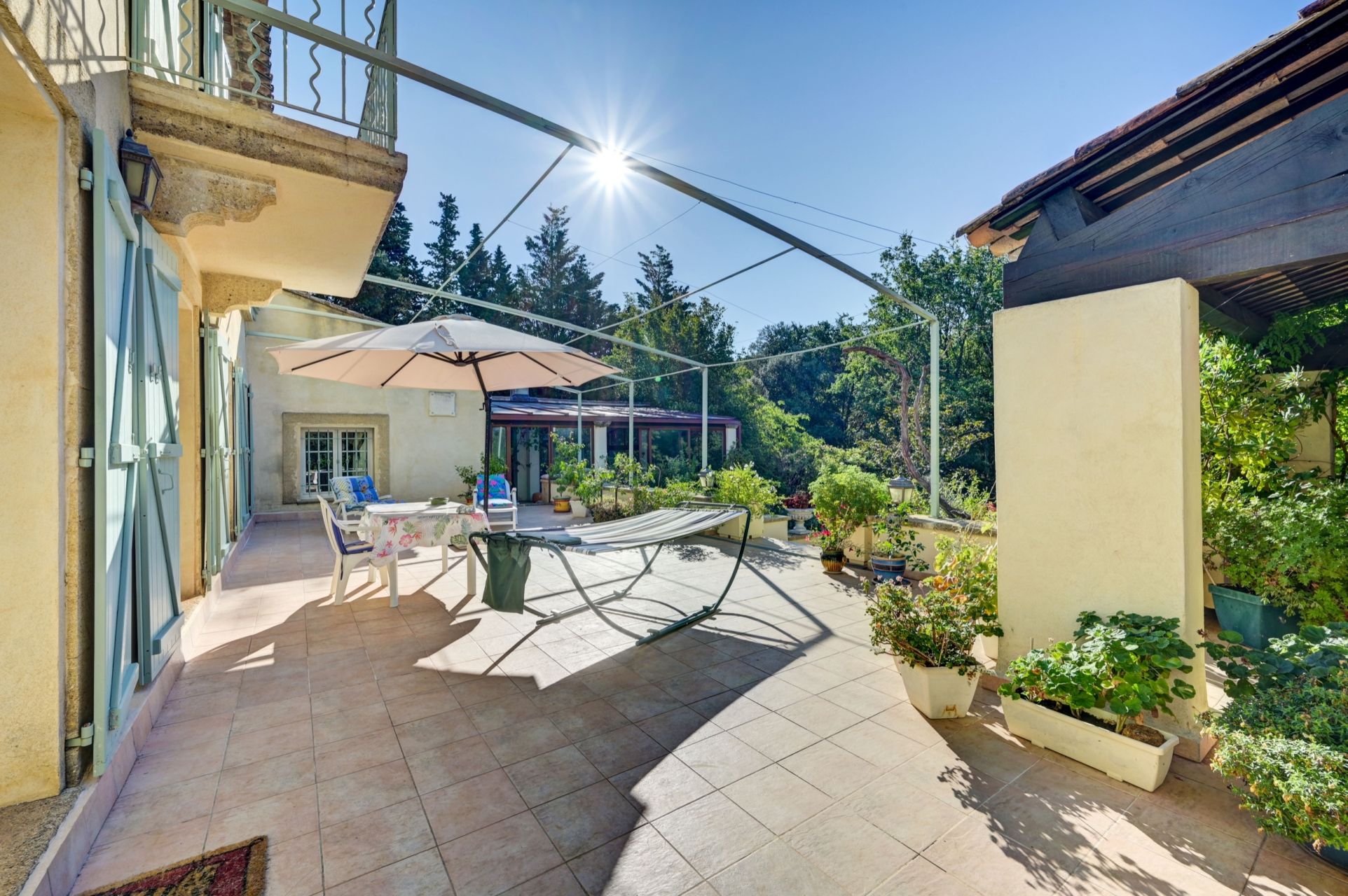 property 8 Rooms for sale on AIX EN PROVENCE (13100)