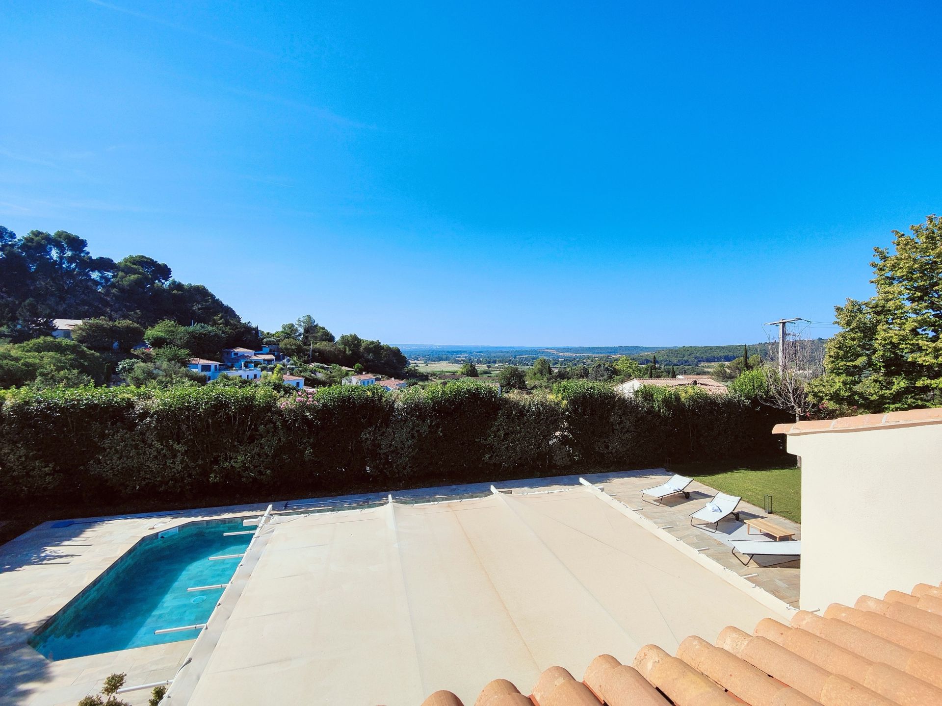 maison 6 Pièces en vente sur EGUILLES (13510)