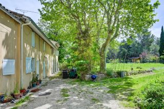 house 7 Rooms for sale on AIX EN PROVENCE (13100)