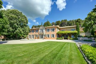 bastide 17 Pièces en vente sur AIX EN PROVENCE (13100)